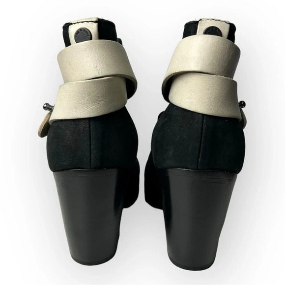 Rag & Bone Black  Two Tone Nubuck Belted Harrow Ankle Bootie 35 - Picture 6 of 10